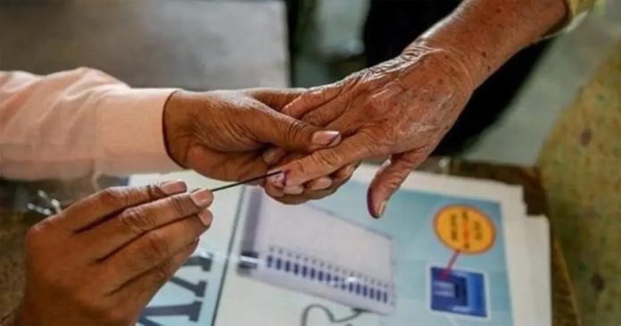 Budgam Voters Turn Out With a Mix of Hope and Disillusionment in Crucial Bypoll