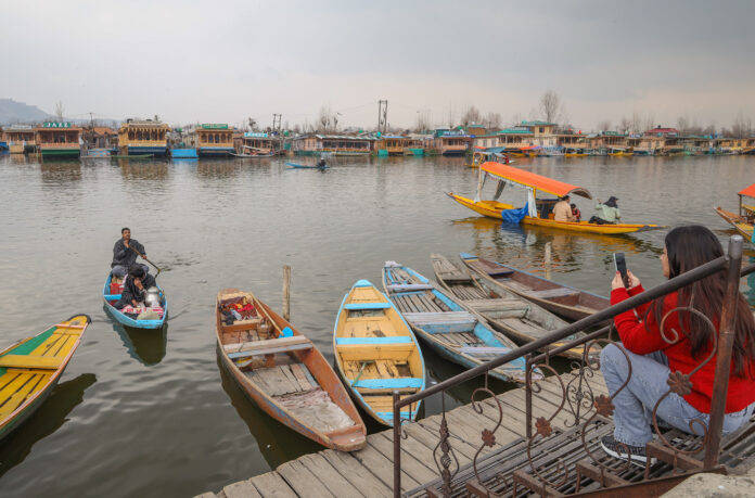 Srinagar-Weather-03-696x459